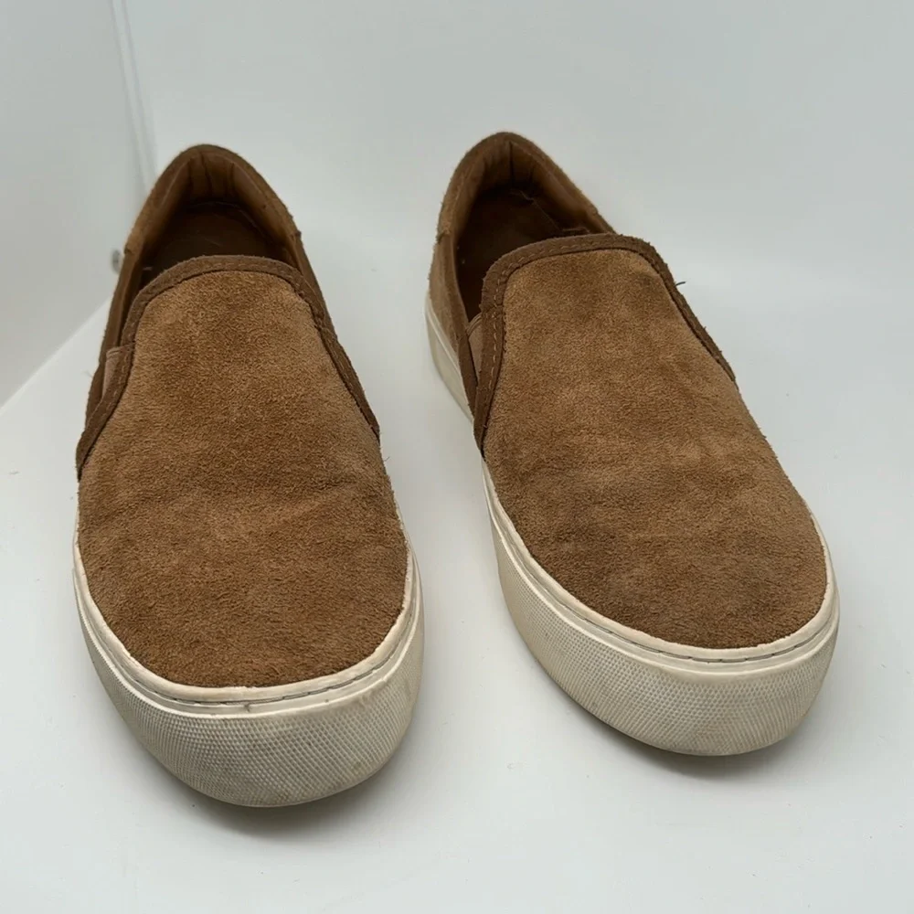 UGG Women's Jass Leather Brown Tan Suede Slip-On Sneakers Shoes‎ Size 7.5